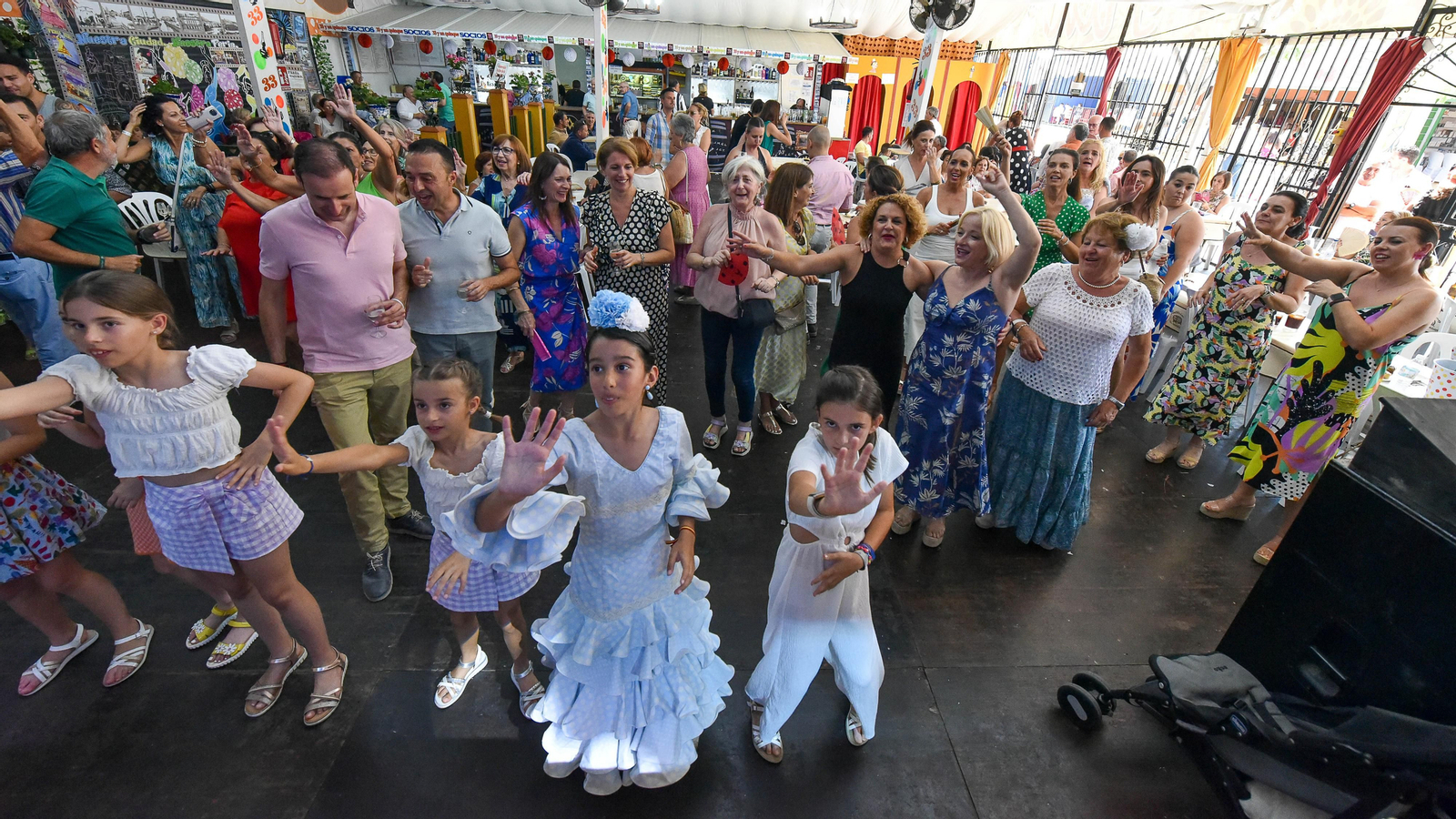 Búscate en las fotos del jueves en la Feria Real de Algeciras