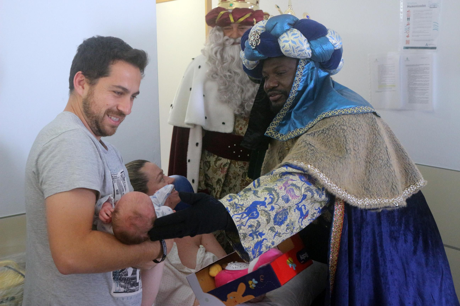 Visita de los Reyes Magos al Hospital de Puerto Real