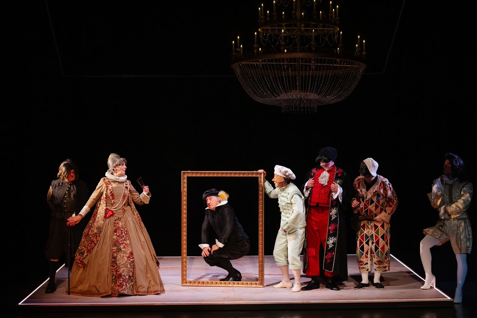 Joglars, en un ensayo general de 'El retablo de las maravillas', representada el pasado fin de semana en el Teatro Cervantes de Málaga.