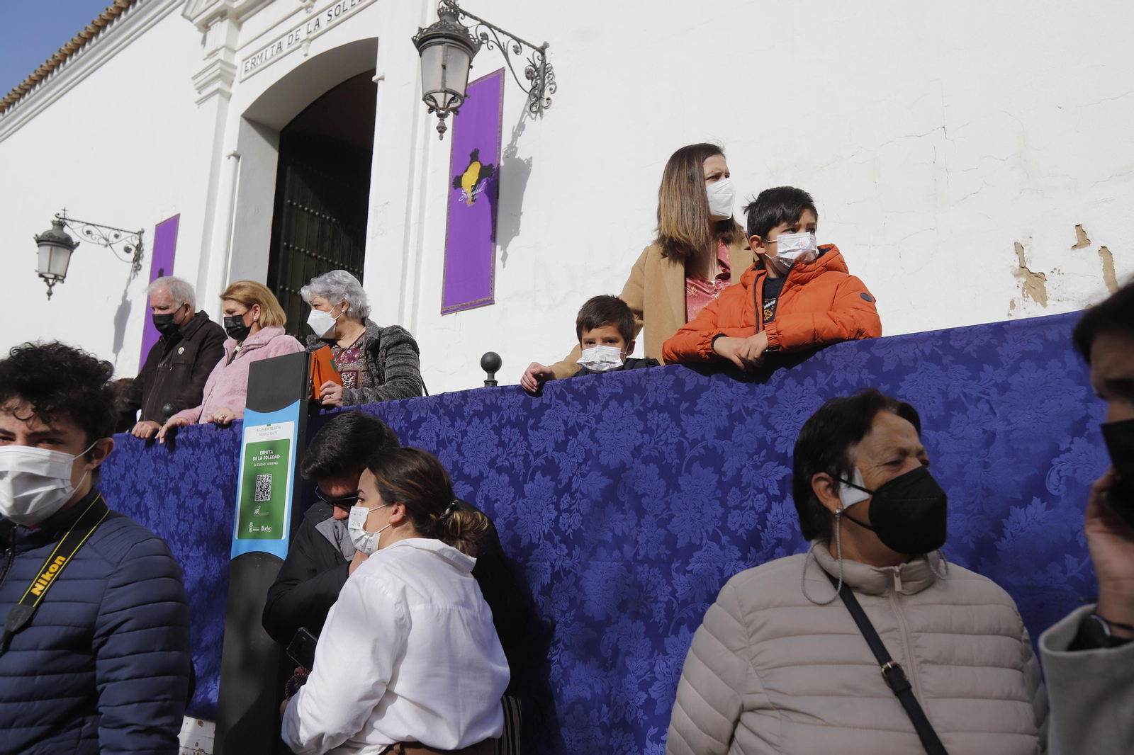 Imágenes del ambiente en la procesión de San Sebastián en Huelva