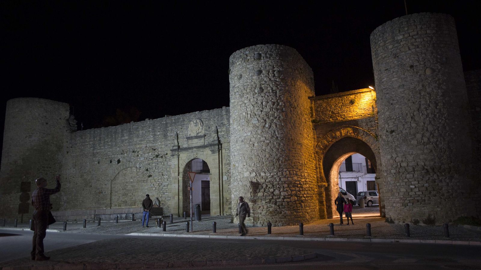 Puerta de Almocabar, en el barrio de San Francisco.