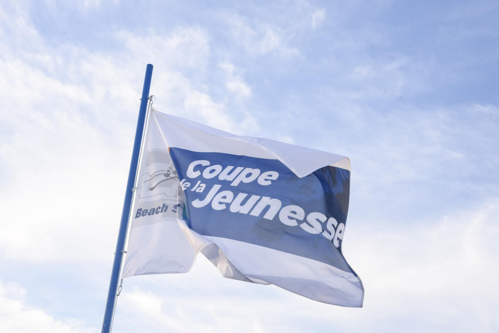 Las fotos del desfile de participantes de la Copa de la Juventud Europea de remo beach sprint de La Línea