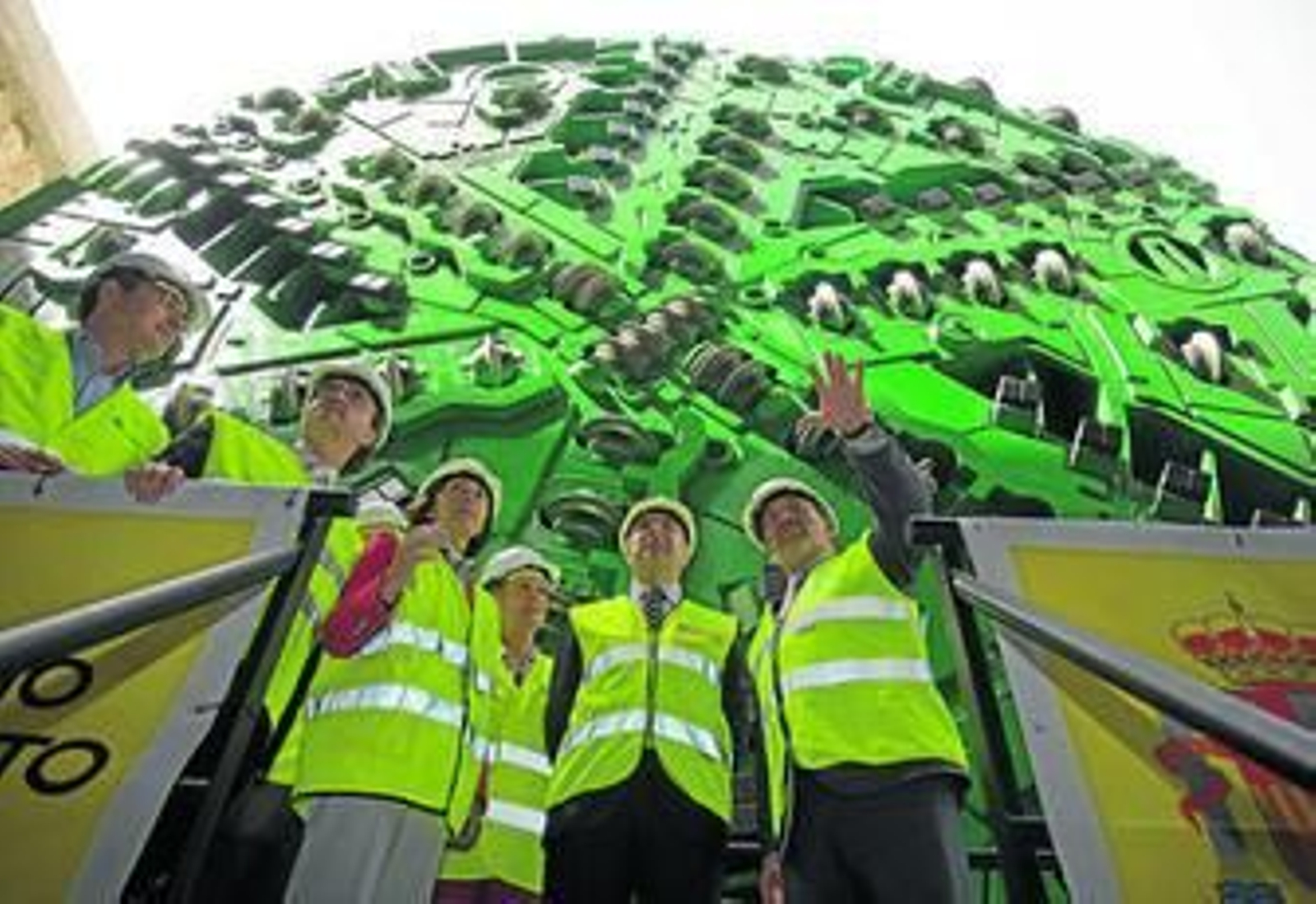 El ministro de Fomento y la consejera de Obras Públicas visitaron las obras del AVE en Sorbas.