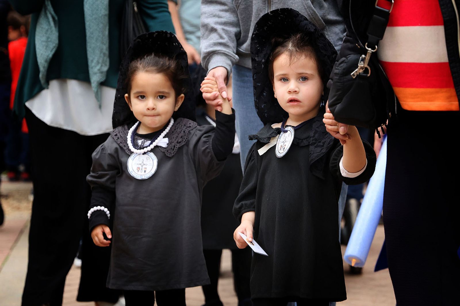 Imágenes de la procesión de la 'Escuela Infantil Mi Pequeño Puerto'