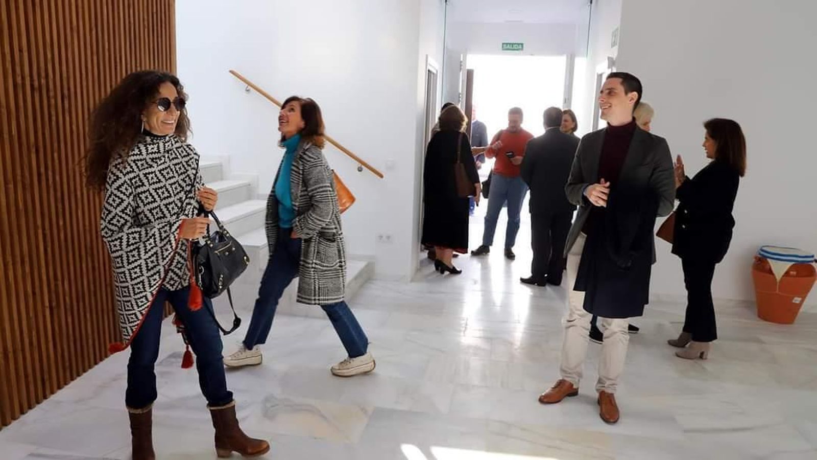 Rosario Flores y el delegado Jaime Espinar en el Tabanco de Lola Flores, durante la visita de la artista a Jerez a principios de diciembre. Rosario Flores y el delegado Jaime Espinar en el Tabanco de Lola Flores, durante la visita de la artista a Jerez a principios de diciembre.