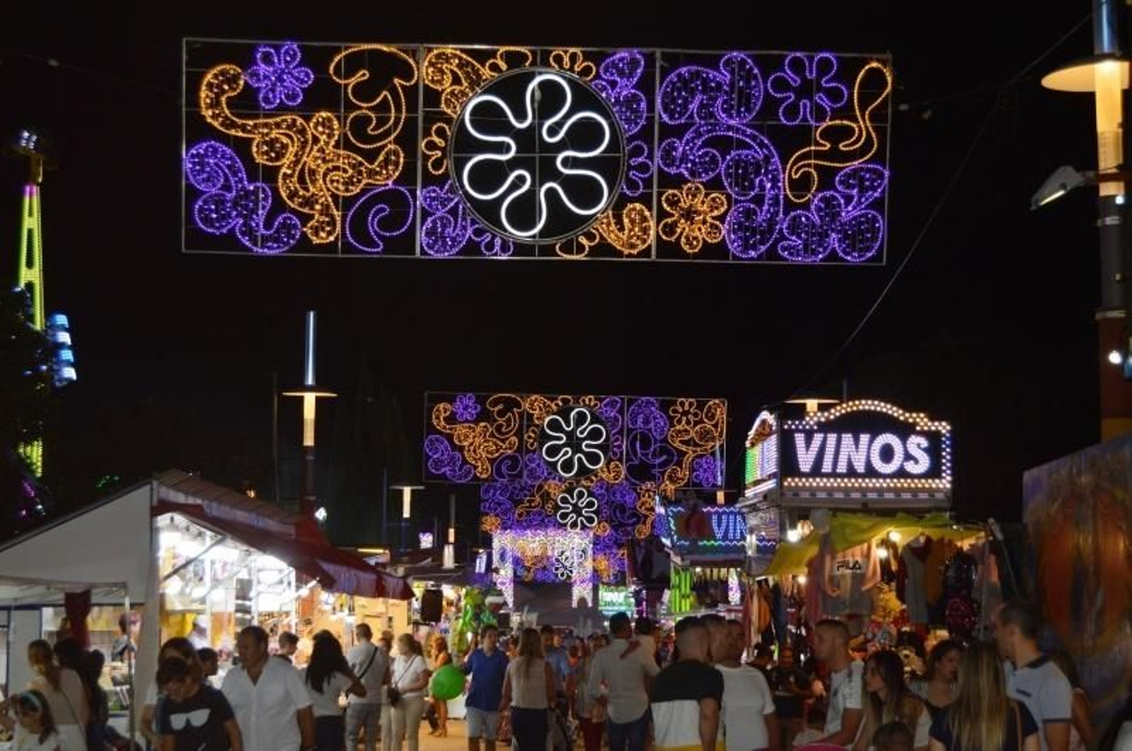 Casetas, planos, actuaciones, conciertos y mucho más: todo lo que necesitas saber.