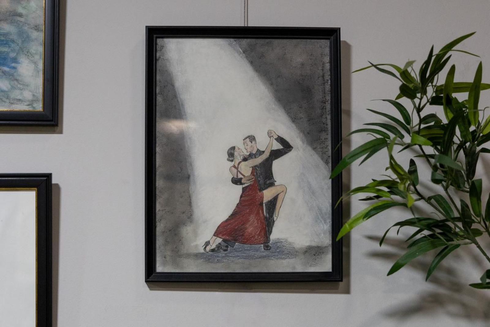 El simbolismo revive en 'Venenos', la nueva muestra de Jairo Díaz inspirada en Baudelaire