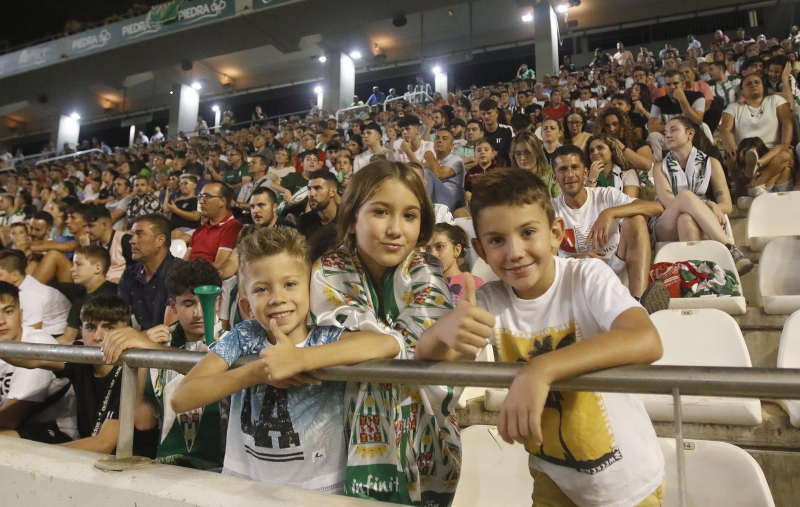 Las imágenes de la victoria del Córdoba CF ante el Rayo Majadahonda en El Arcángel