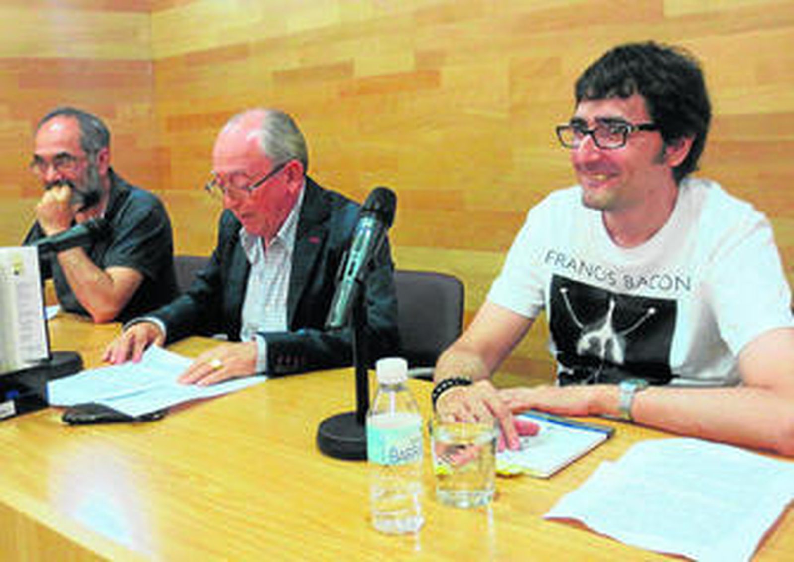 Imagen de la presentación del libro, ayer en el Centro Documental.