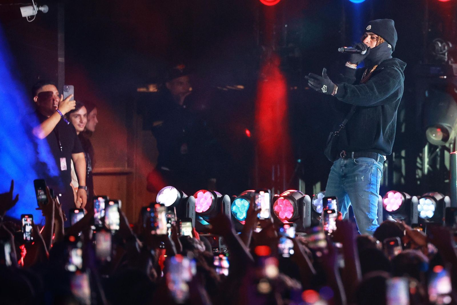 Búscate en el concierto de Yovngchimi en Concert Music Festival en Chiclana