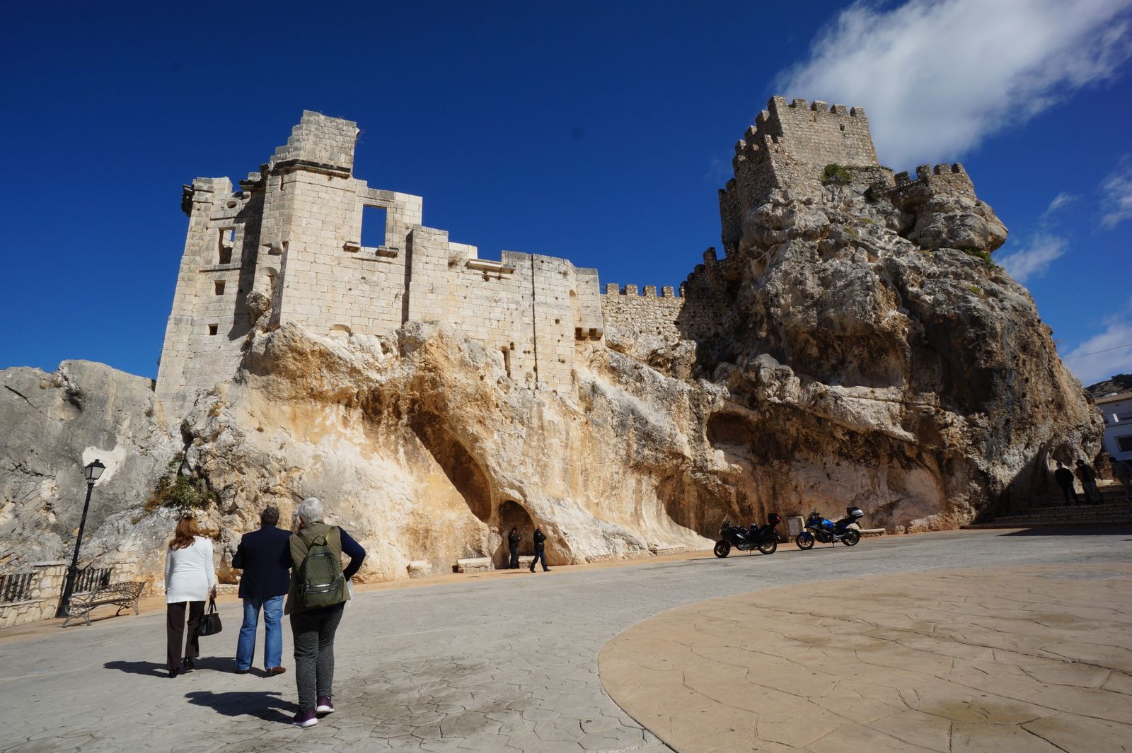 Las fotografías de un paseo por Zuheros, el municipio de Córdoba que resiste libre de covid