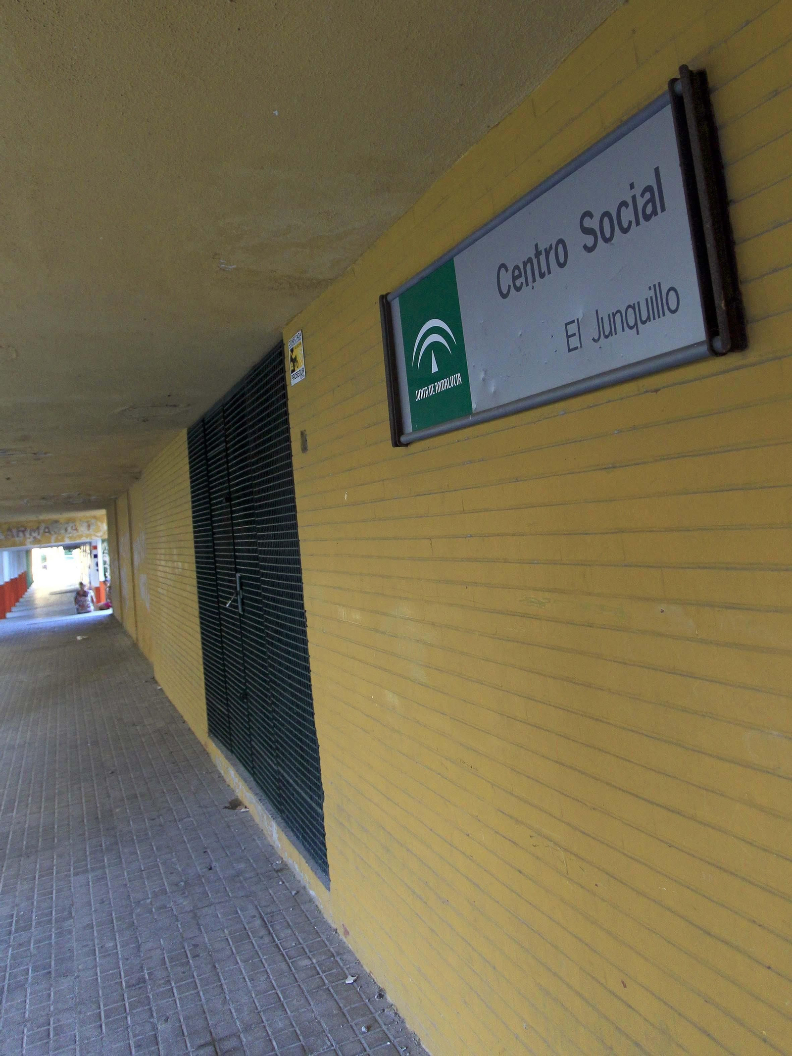La entrada del Centro Social El Junquillo.