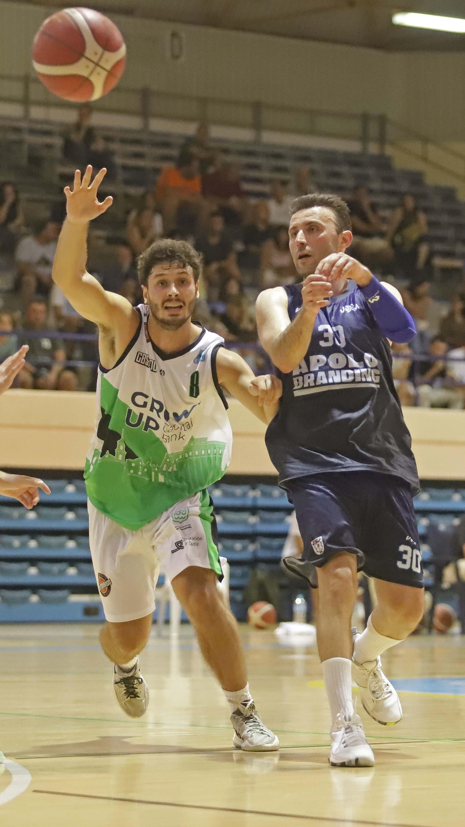 Las mejores fotos de la VI Copa Diputación de baloncesto en Algeciras