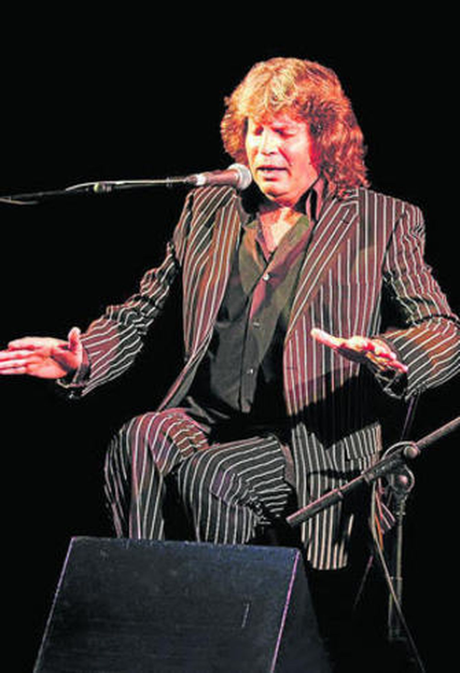 José Mercé estará en el Festival flamenco de Almería y luego en Adra.