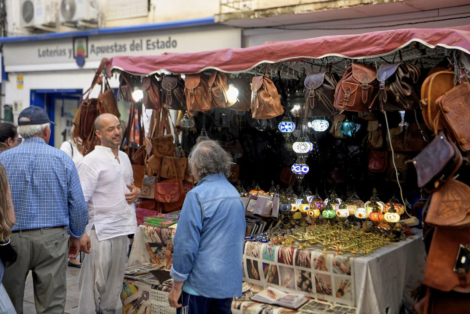 Fotos: Cristóbal Colón y los Reyes Católicos inauguran las Capitulaciones de Santa Fe