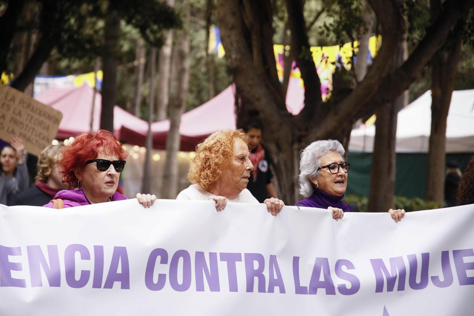 Las imágenes de la manifestación realizada por la Plataforma de Acción Feminista en Almería