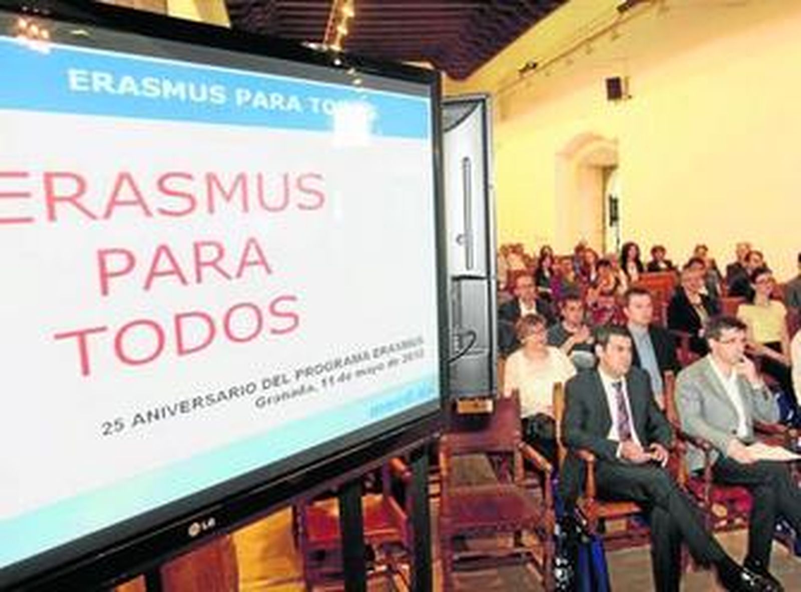 Foto de archivo de unas jornadas de recepción de Erasmus con motivo del 25 aniversario del programa, en 2012.