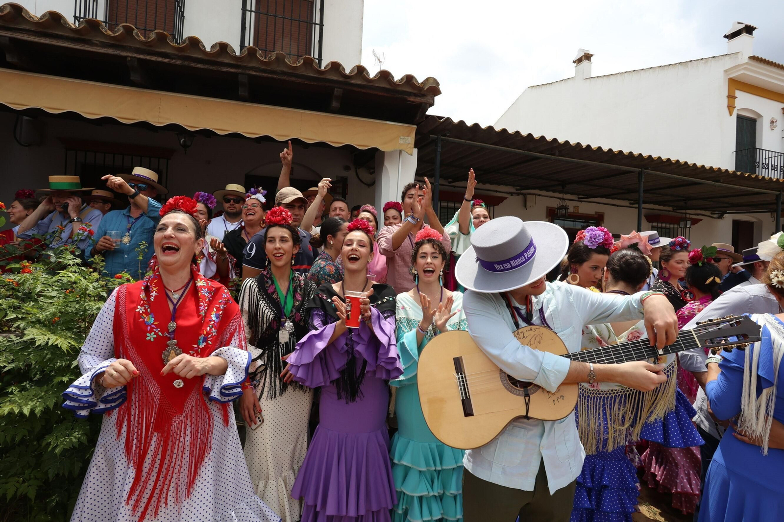 La Hermandad del Rocío de Jerez se presenta ante la Virgen