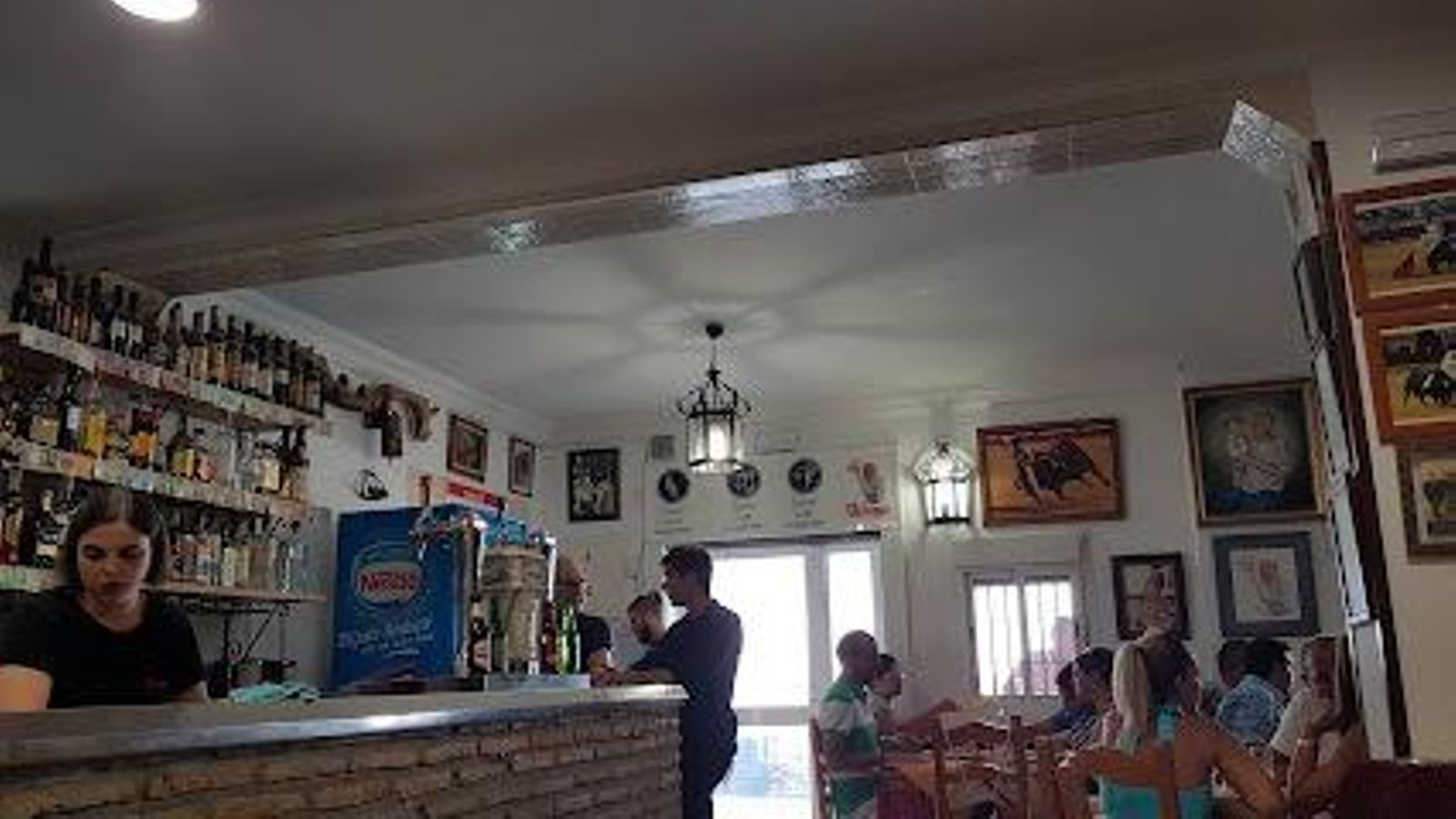 Bar Arturo, el templo del 'pescaíto' frito y el marisco para los moteros Bar Arturo, el templo del 'pescaíto' frito y el marisco para los moteros