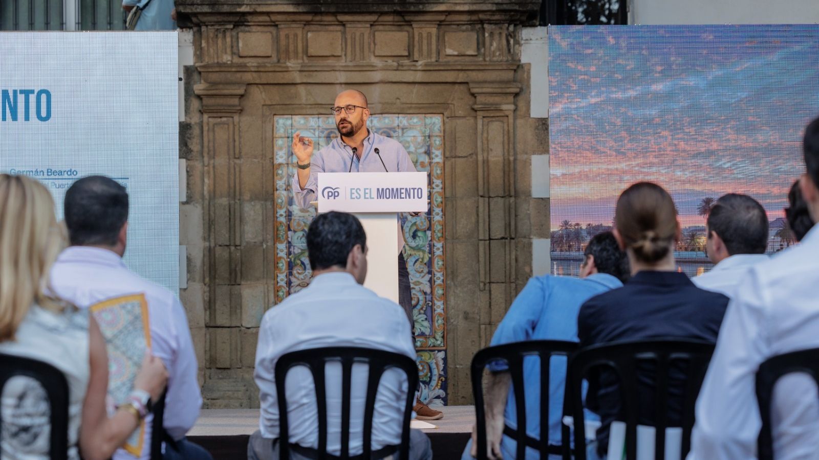 El alcalde de El Puerto, Germán Beardo,  intervino como anfitrión del acto.