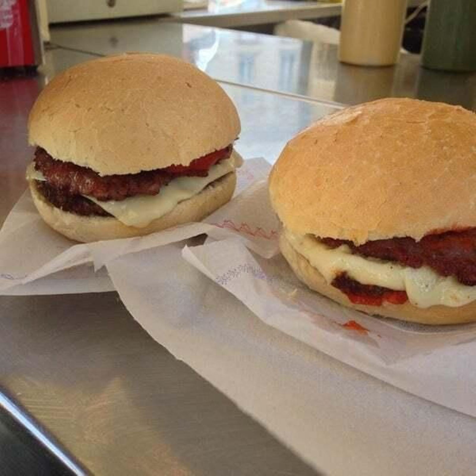 Burguer Hermanos Rodríguez Burguer Hermanos Rodríguez