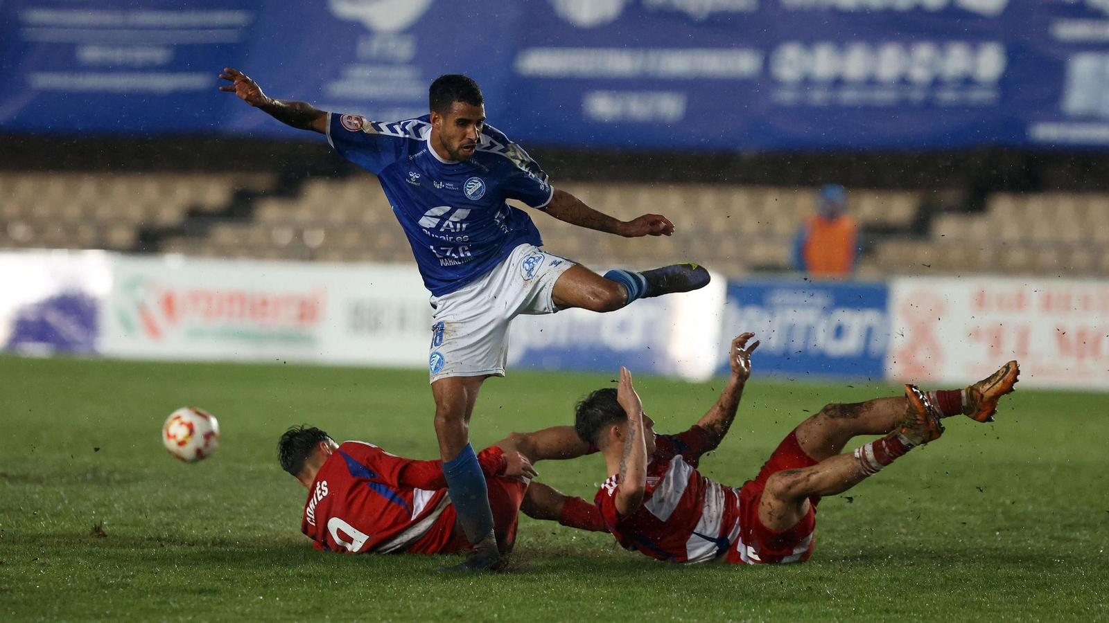 Imágenes del Xerez DFC contra el Recreativo Granada