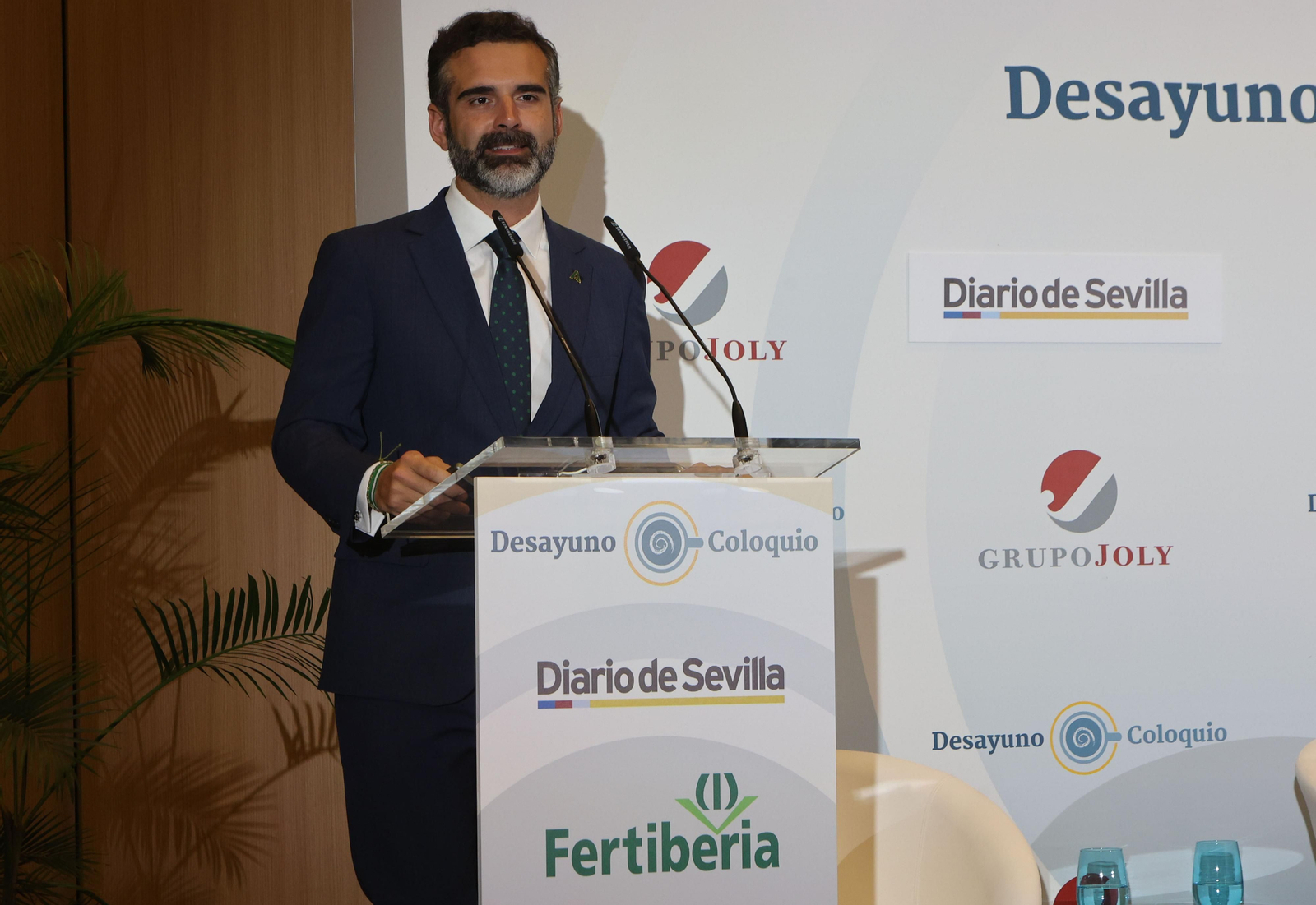 Desayuno coloquio FERTIBERIA