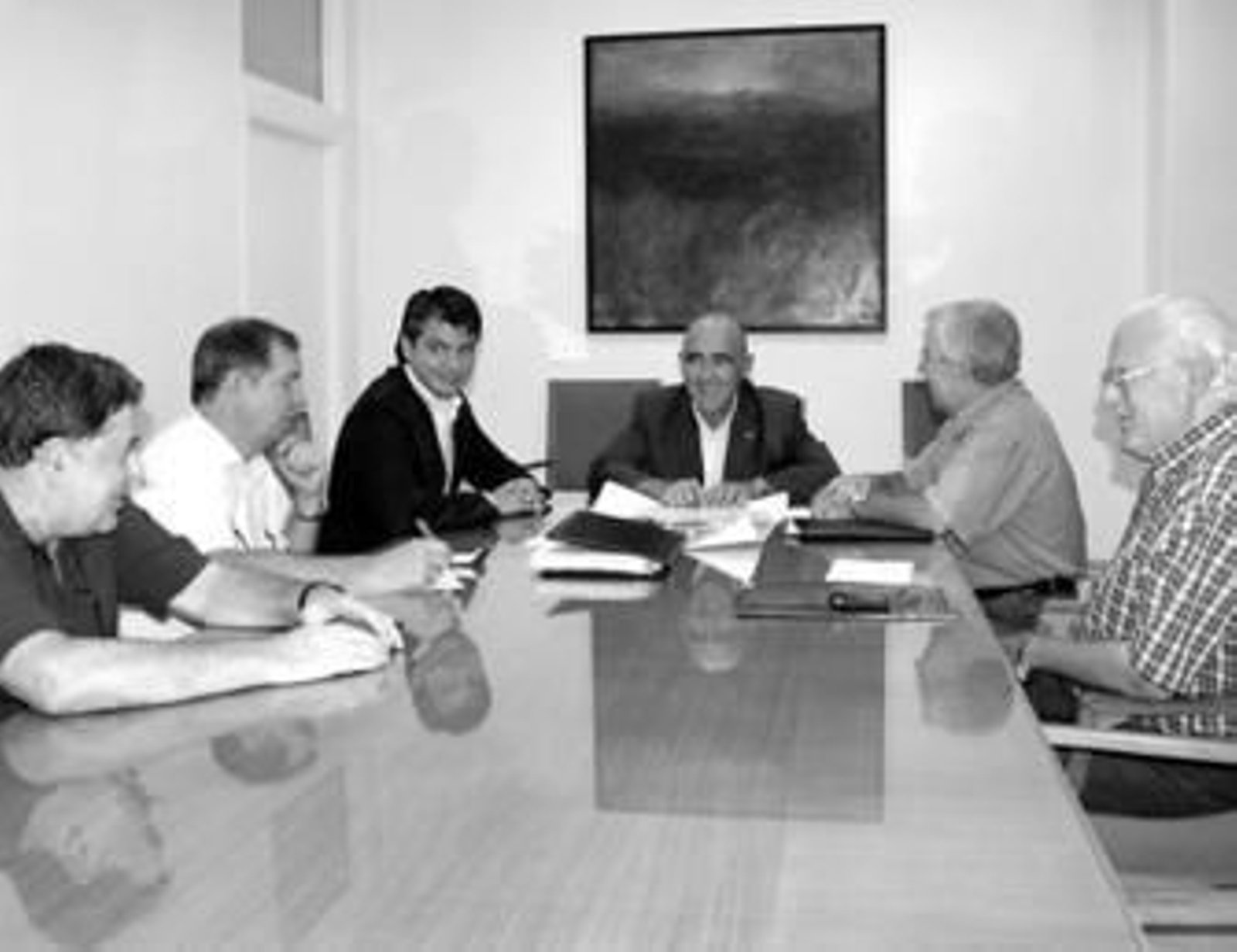 Reunión en el Ayuntamiento con la comisión que organiza 'Matagorda en el recuerdo'.