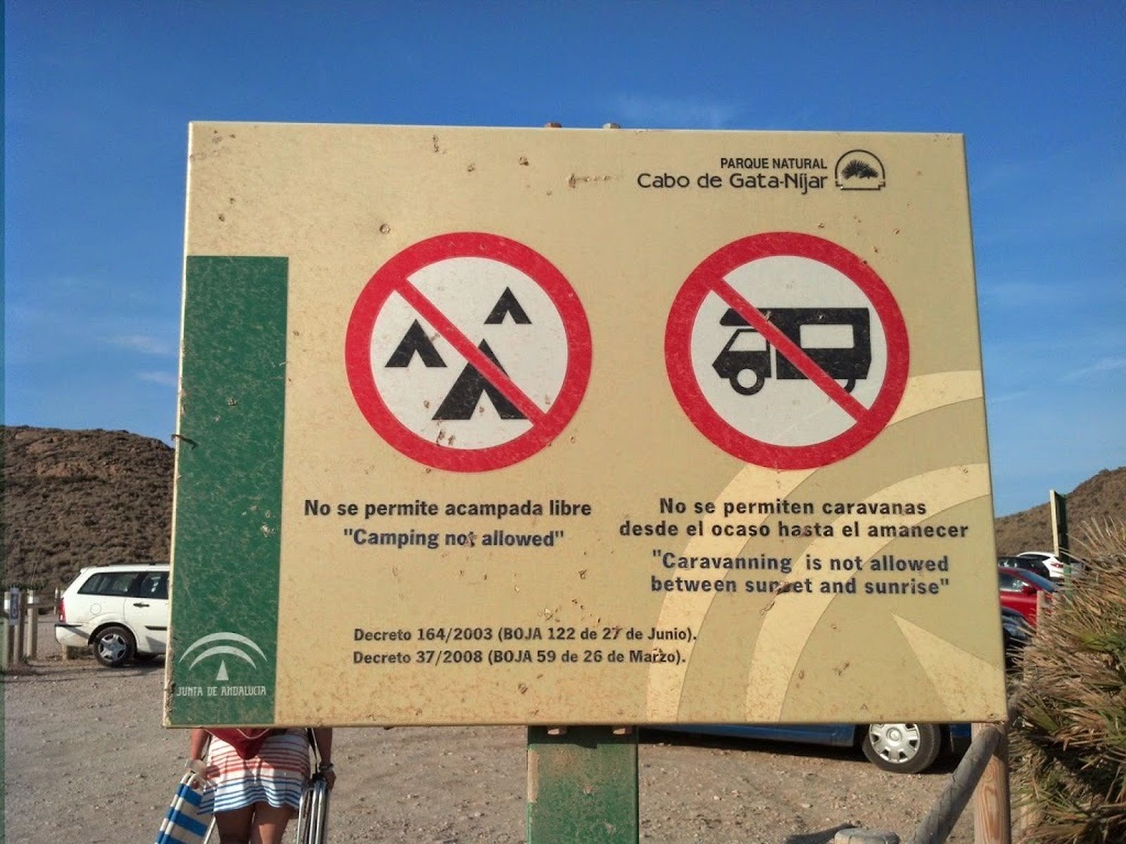 Aparcamiento y áreas para las autocaravanas en el Parque Natural Cabo de Gata-Níjar
