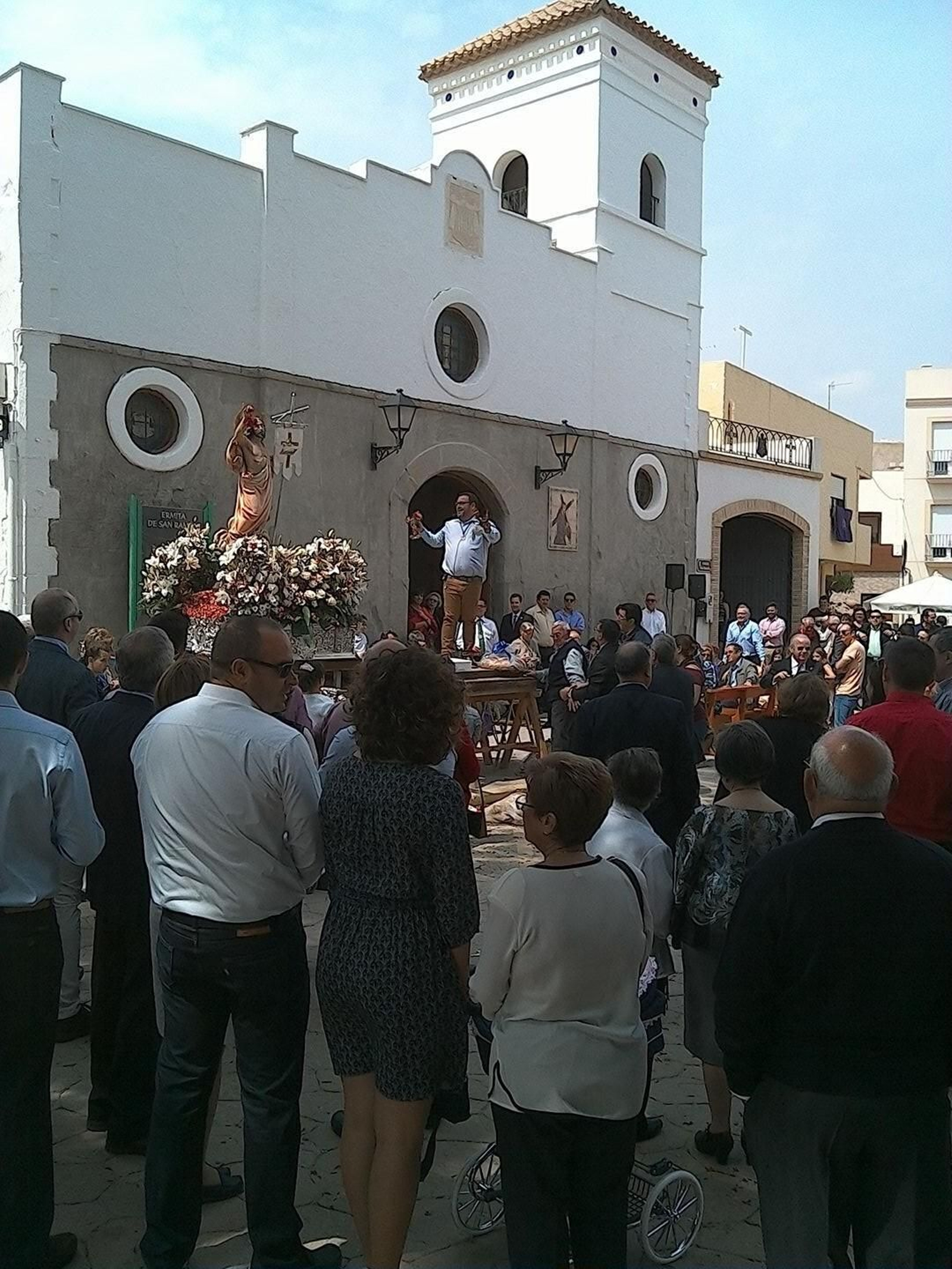Procesión del ‘Niño’ y subasta en Vera