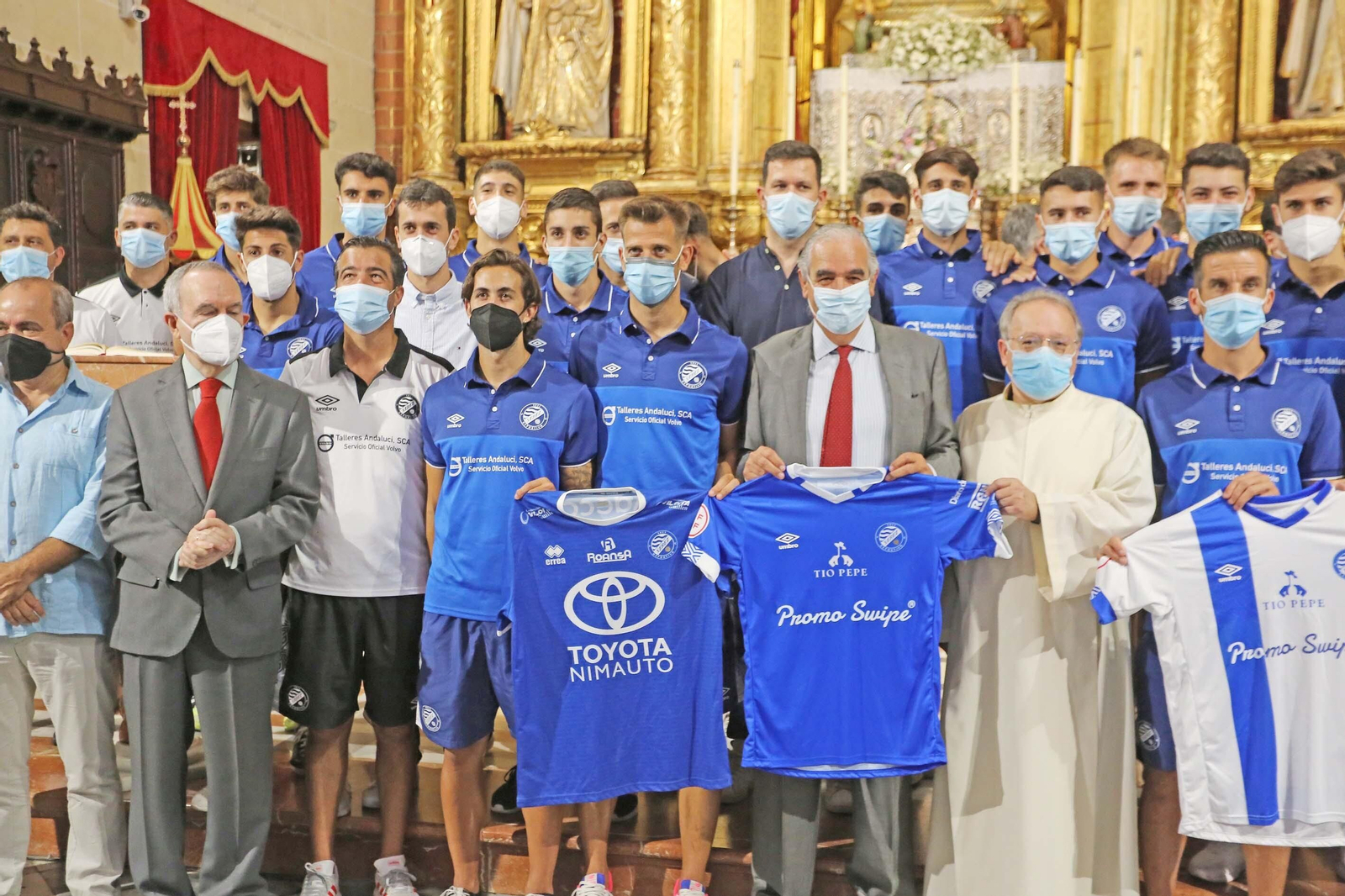 Ofrenda del Xerez DFC a la Virgen de La Merced
