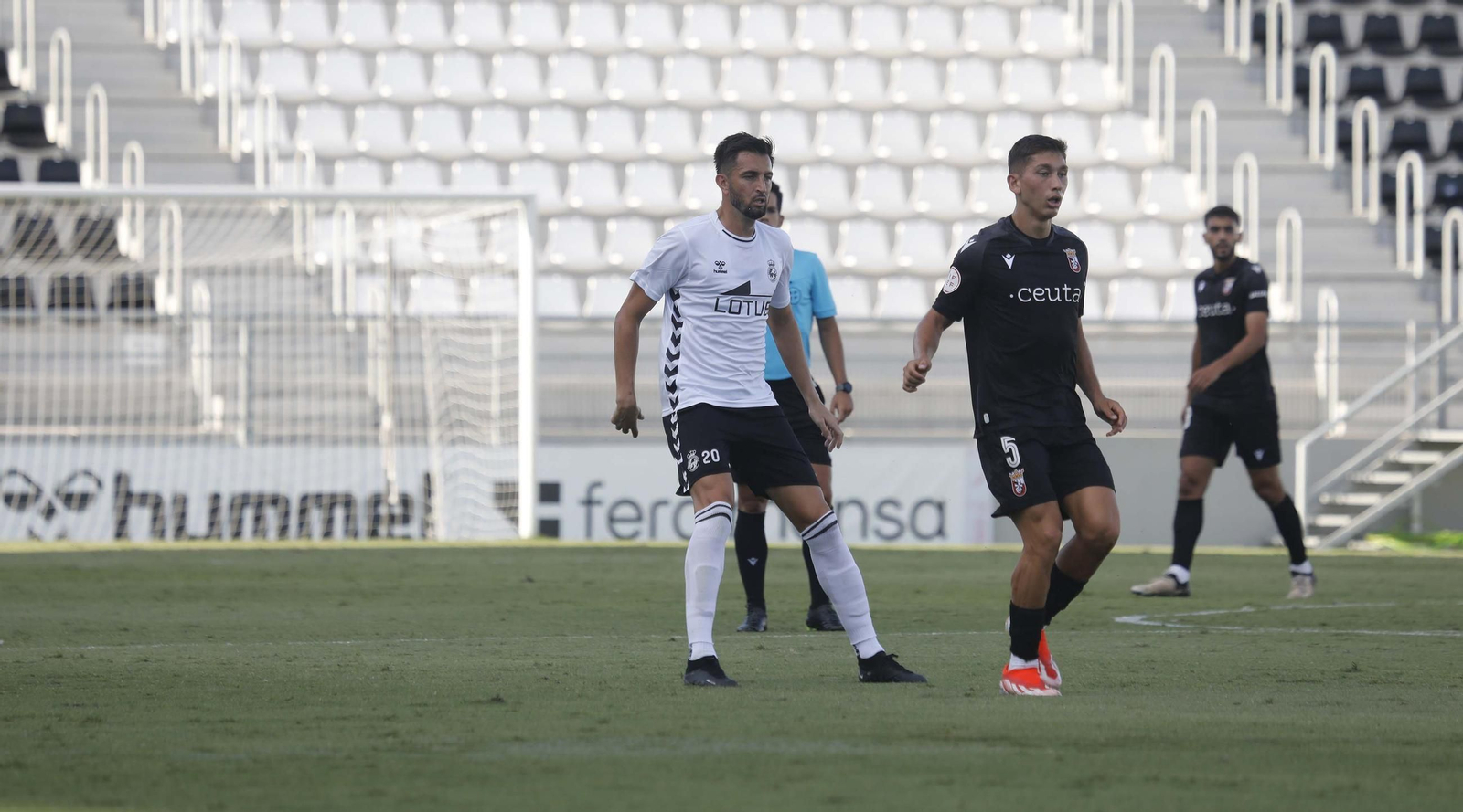 Las fotos del Balona-AD Ceuta de pretemporada en el Ciudad de La Línea (0-1)