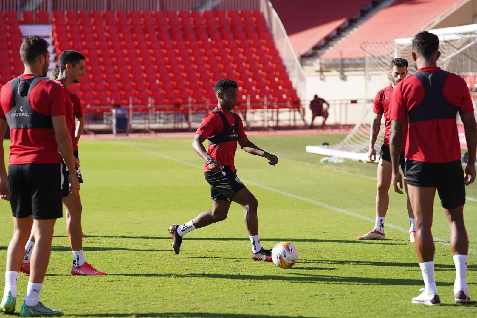 Entrenamiento del viernes en el estadio.