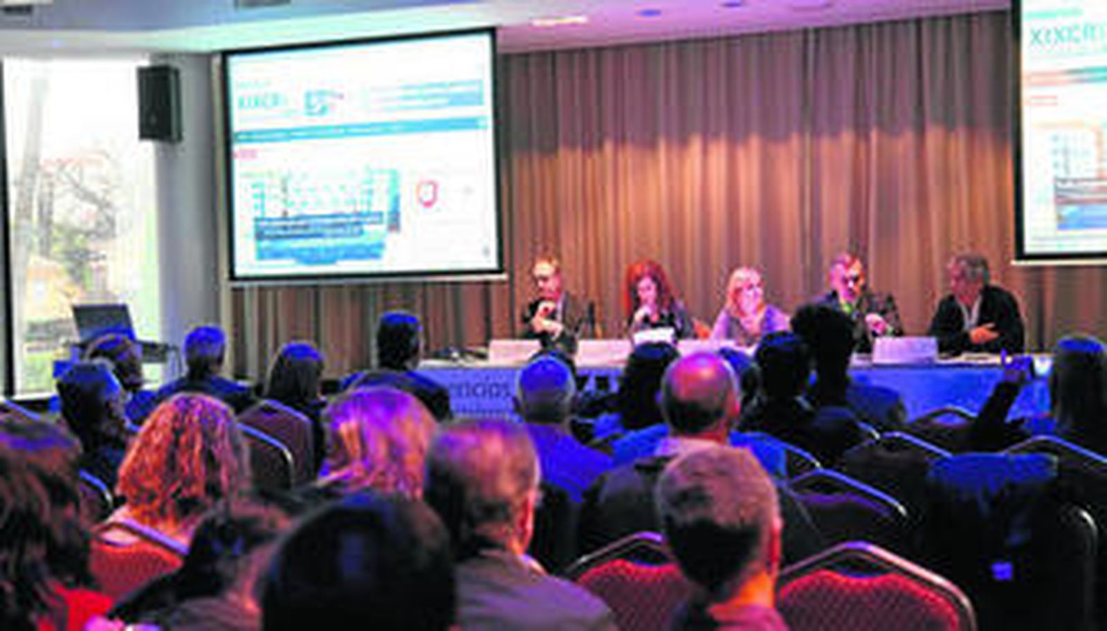 Un momento de la inauguración ayer del XIX Congreso Regional de Semes.