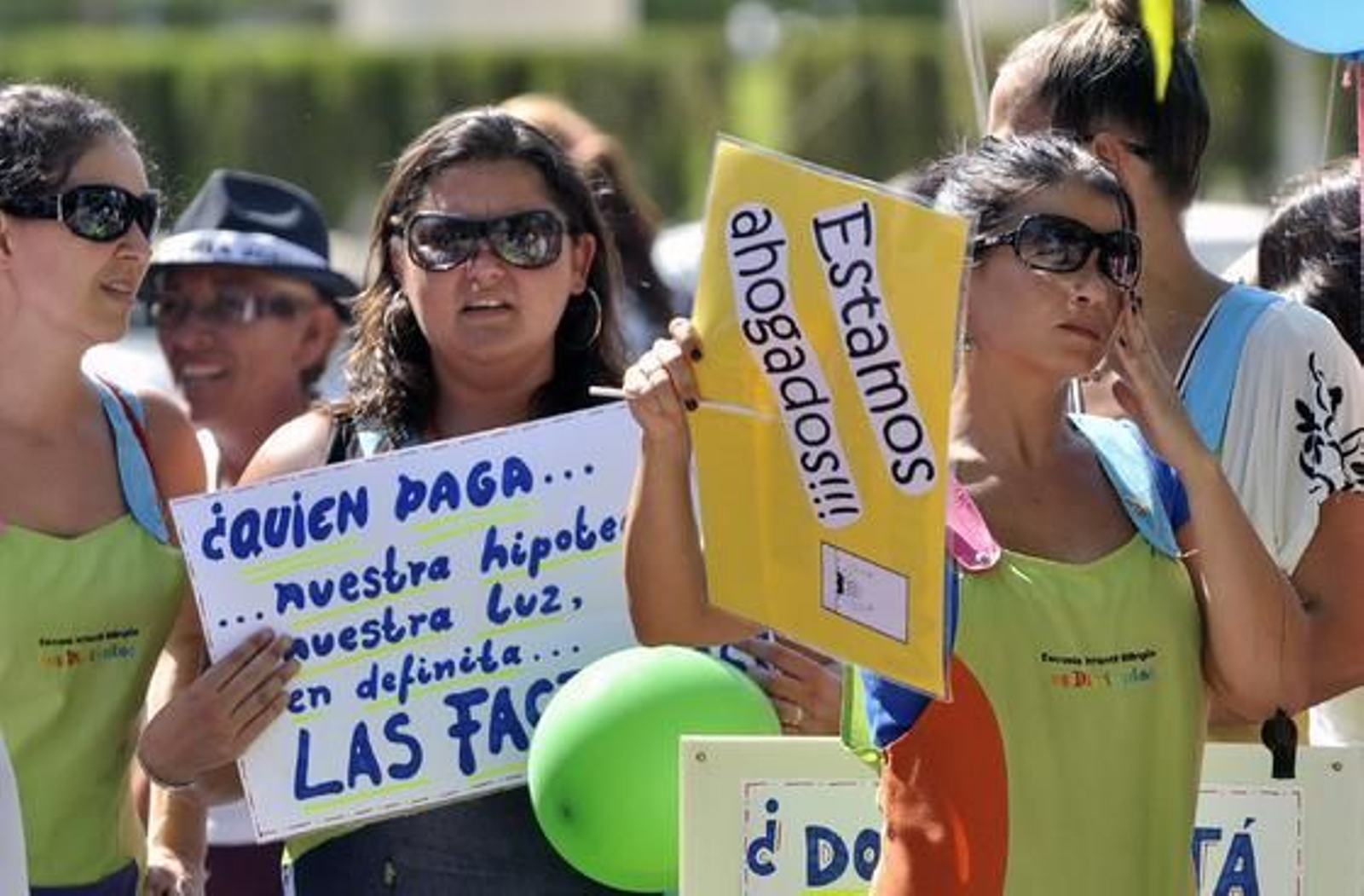 Manifestación frente a la Consejería de Educación de las guarderías que no reciben la financiación prevista.

Foto: Manuel Gómez