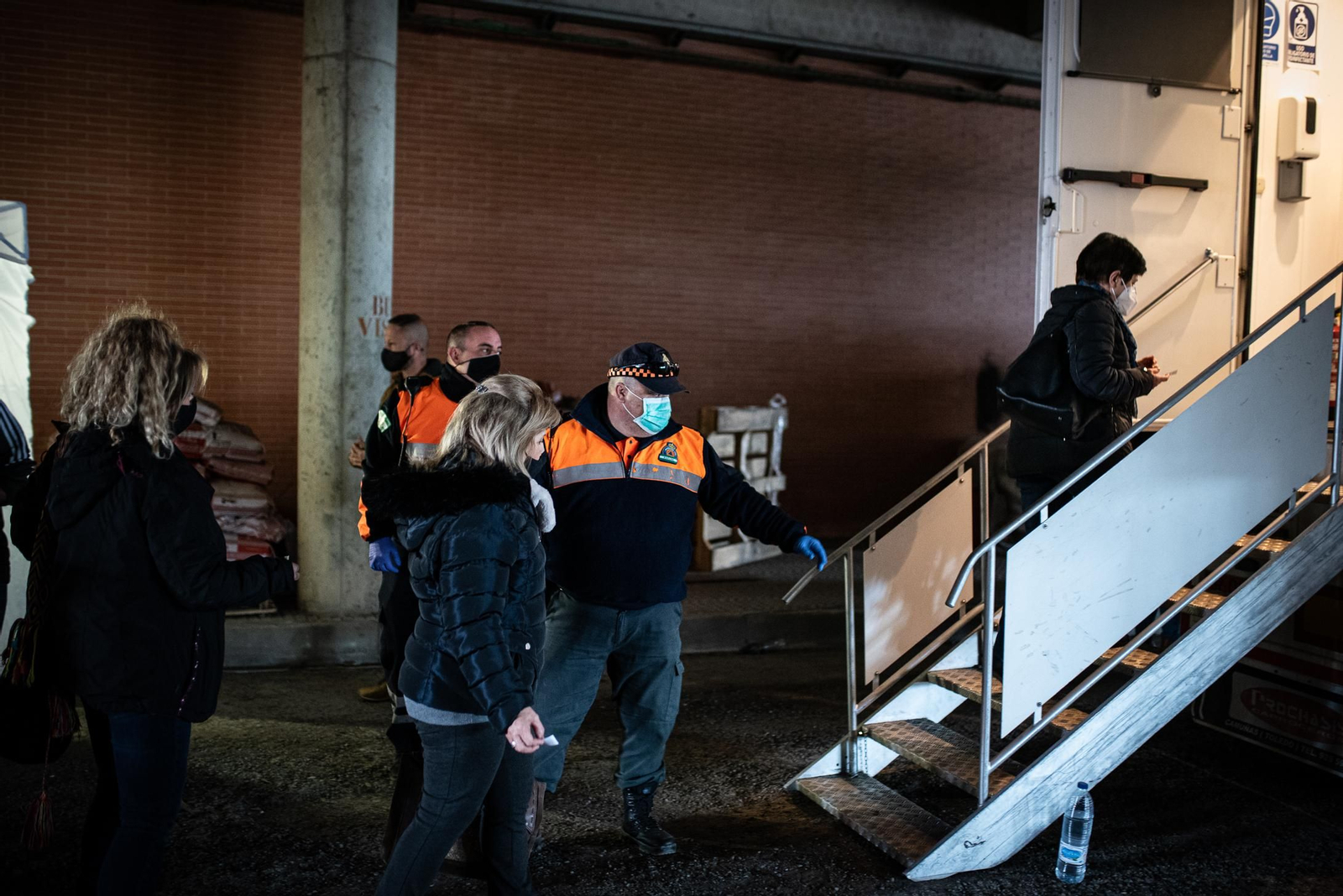 Imágenes de las pruebas Covid-19 al personal docente de Huelva