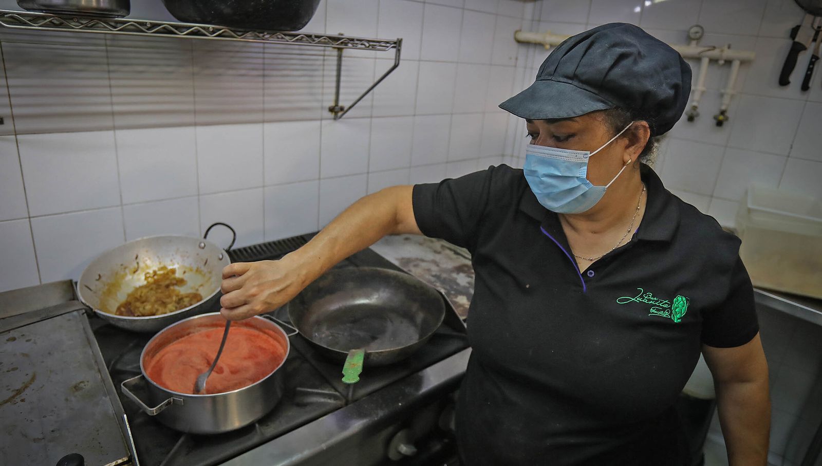 Imágenes de restaurantes y bares que comienzan la reapertura