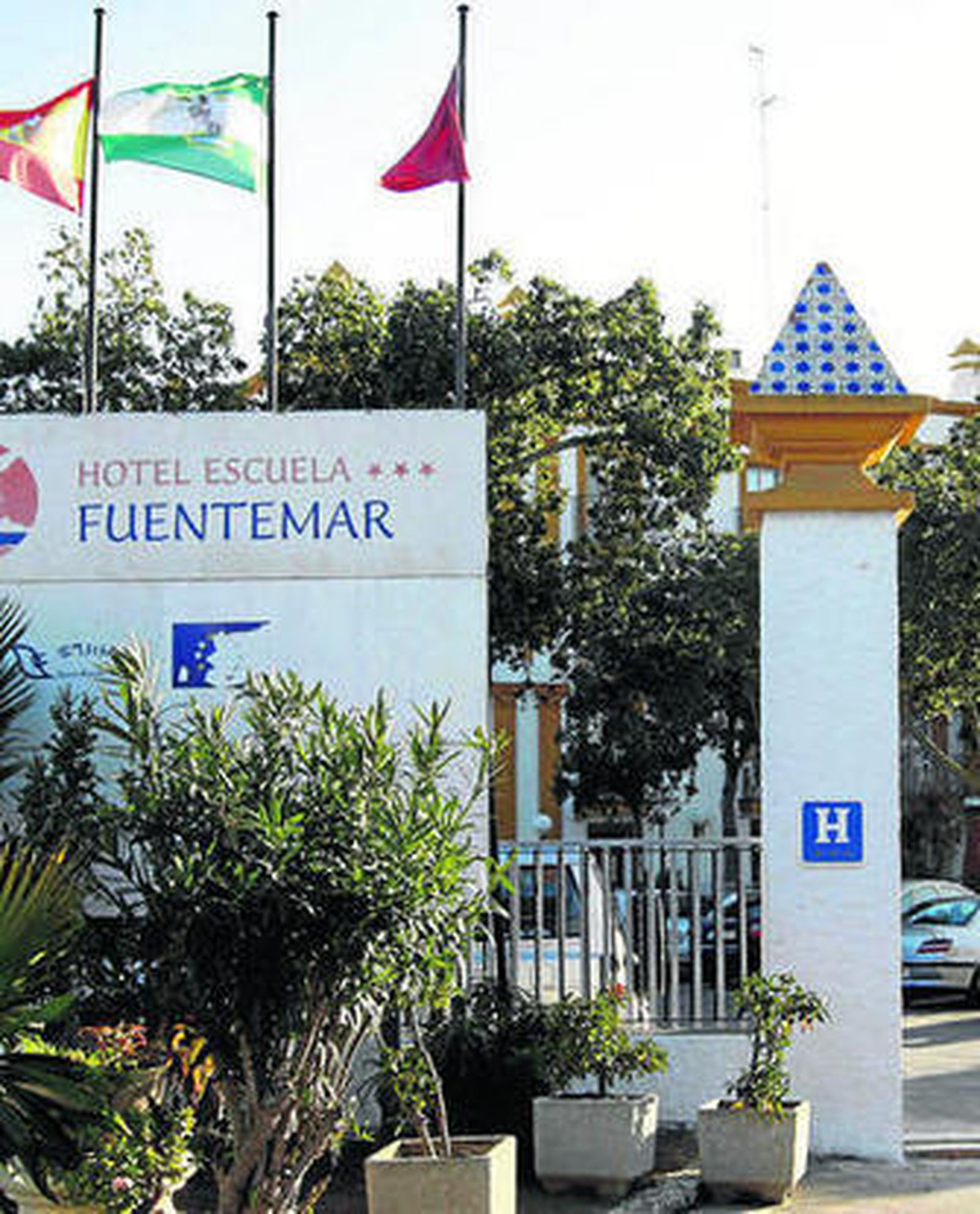 Vista de la zona de entrada a las instalaciones municipales del Fuentemar.