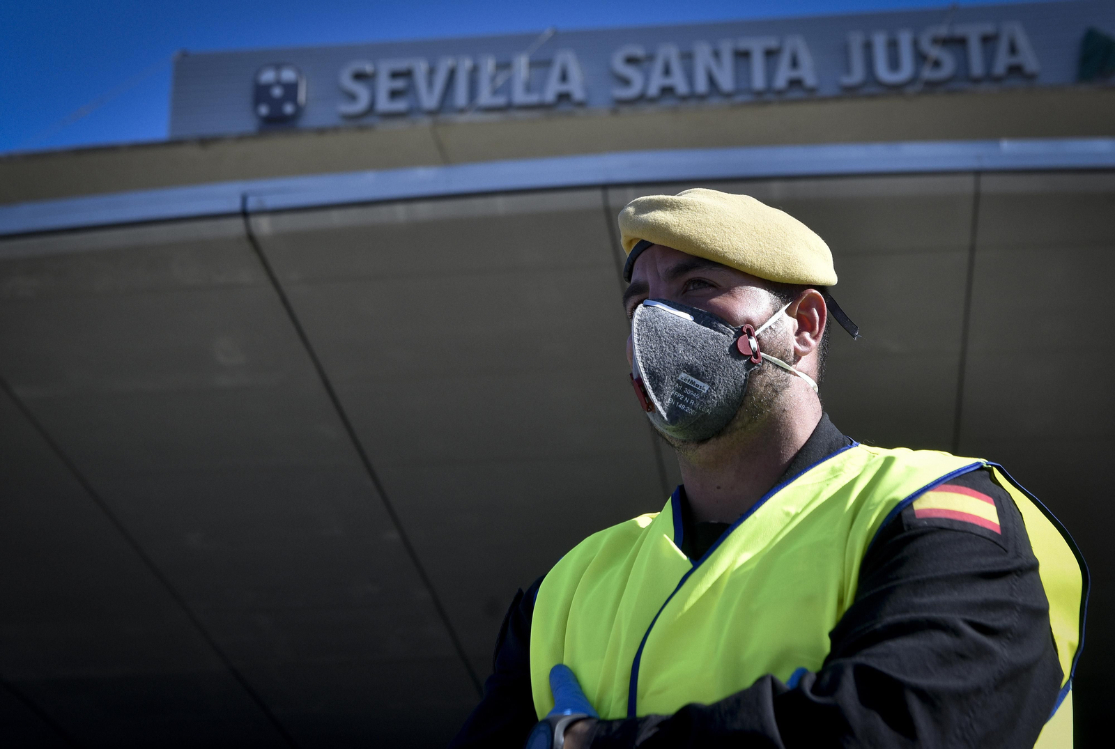 Las imágenes del estado de alarma en Sevilla