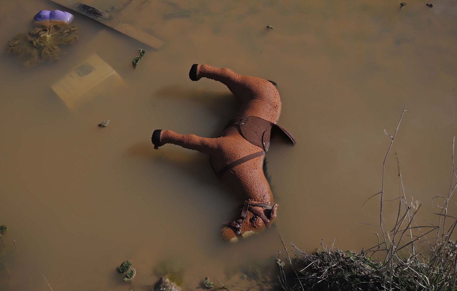 Fotos de los vertederos y escombreras ilegales en la zona de Alamillos Oeste en Algeciras