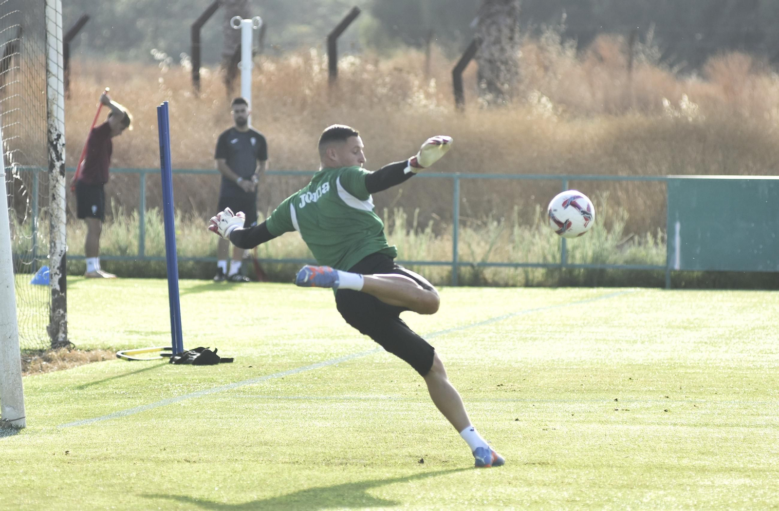 Las mejores fotos del partidillo entre el Córdoba CF y el Córdoba B en la Ciudad Deportiva