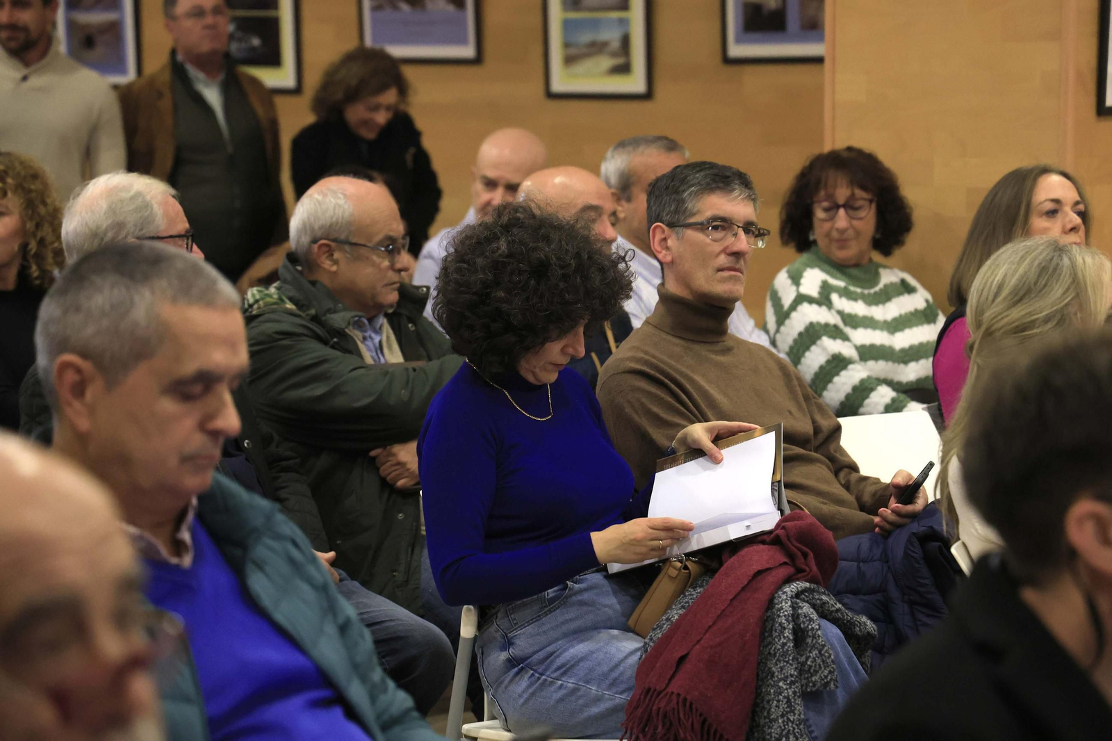 Las fotos de la presentación del libro de Ángel Sáez 'Como el viento de Levante'