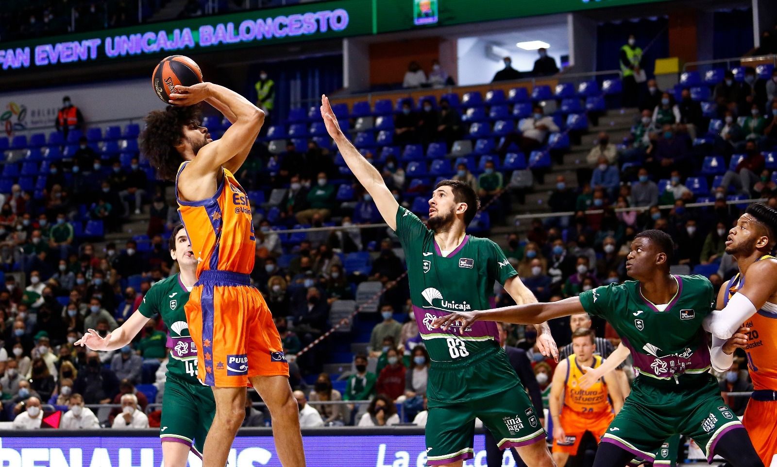 Las fotos del Unicaja - Valencia Básket