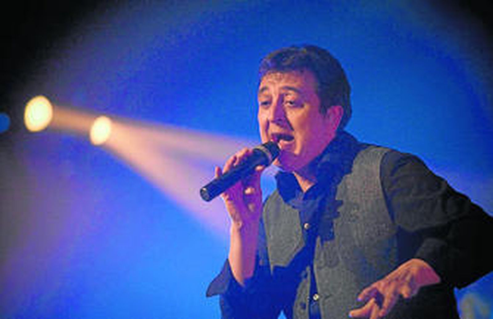 Manolo García, durante el concierto celebrado el mes pasado en Roquetas de Mar (Almería).