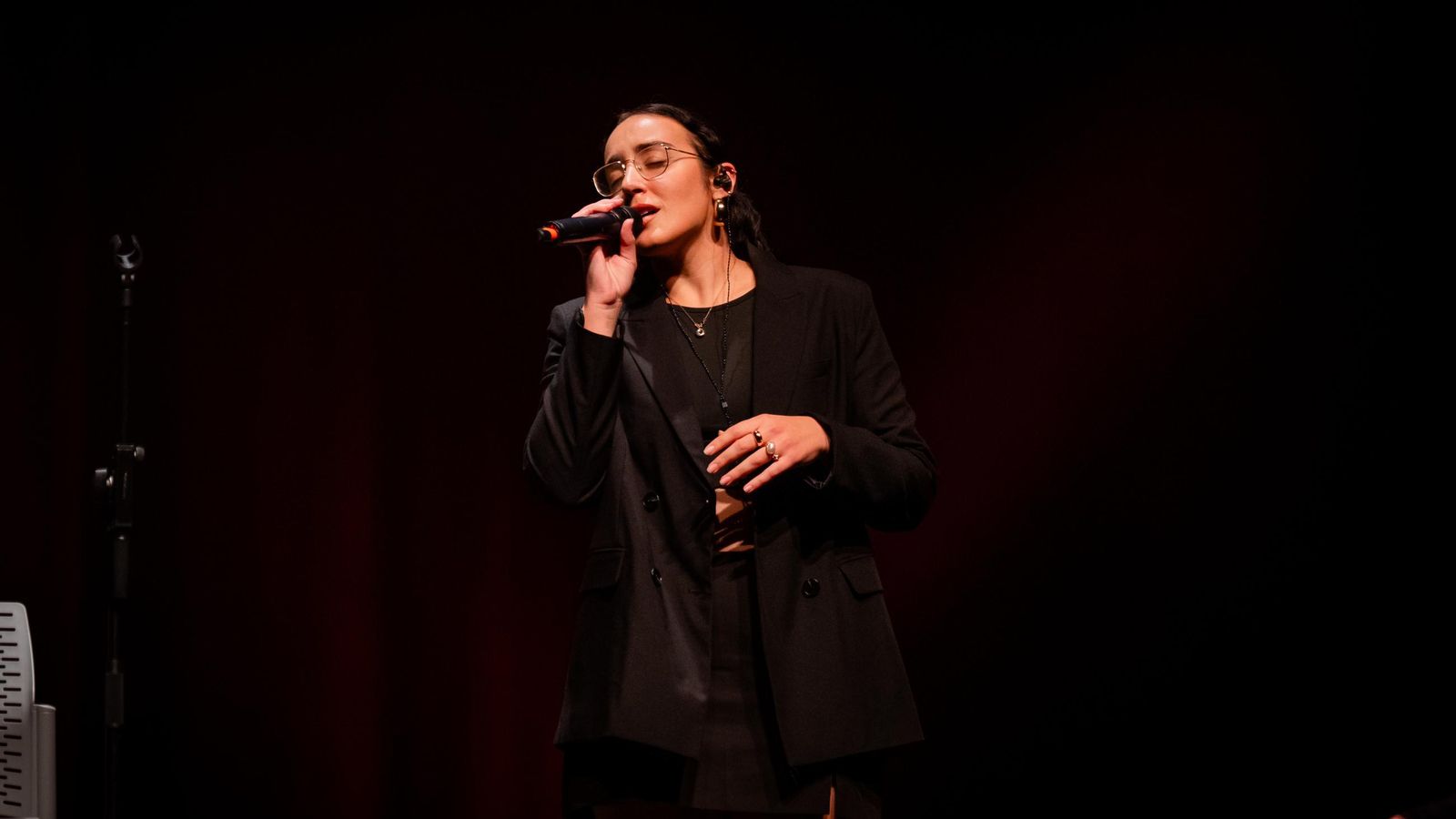 Olivia Zamora durante su espectacular actuación en su tierra.