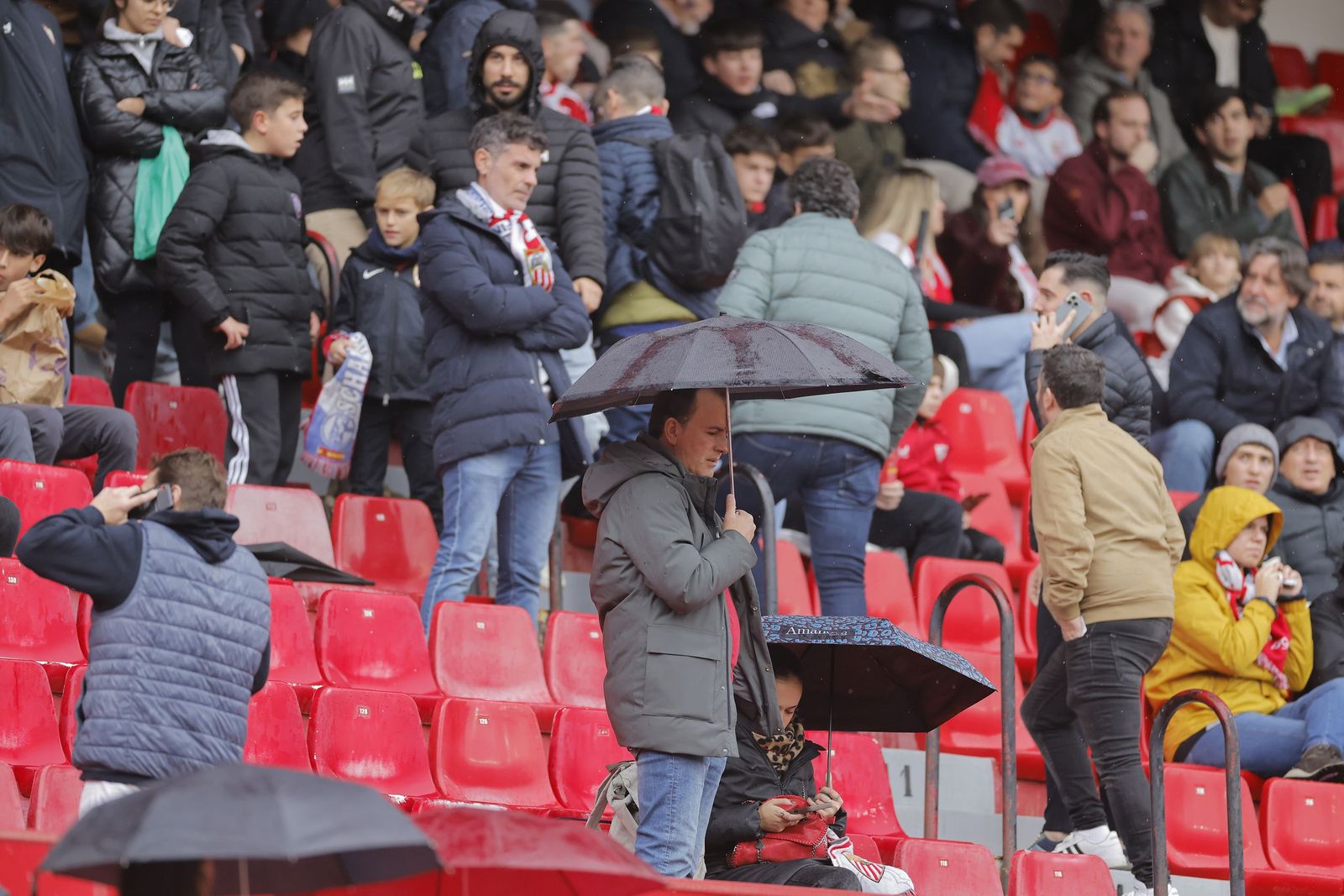 Búscate en las fotos del Sevilla FC - Levante