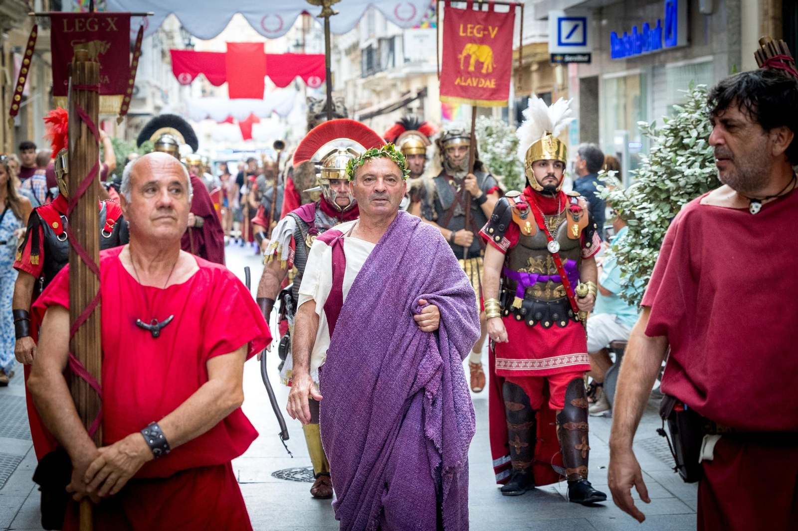Las imágenes de la procesión del triunfo de Balbo el Menor en Cádiz Romana