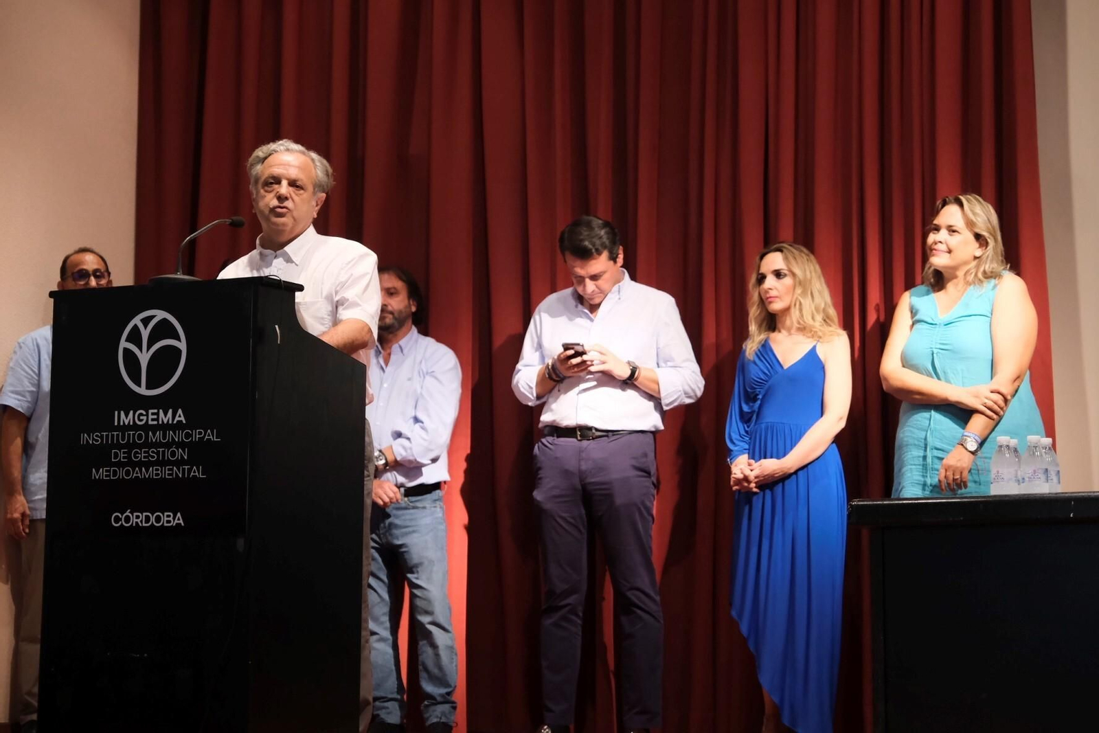 Las fotos de la recepción a los niños saharauis que llegan a Córdoba este verano Las fotos de la recepción a los niños saharauis que llegan a Córdoba este verano