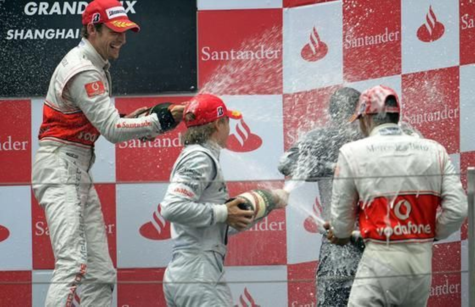 Bromas en la ceremonia de entrega de premios.


Foto: EFE/ AFP/ Reuters