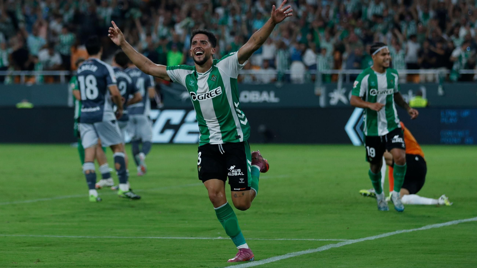 Fornals celebra su gol.